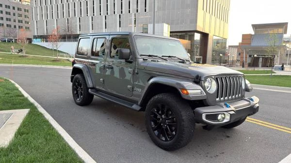 2022 Jeep JL Wrangler - Image 5 of 8