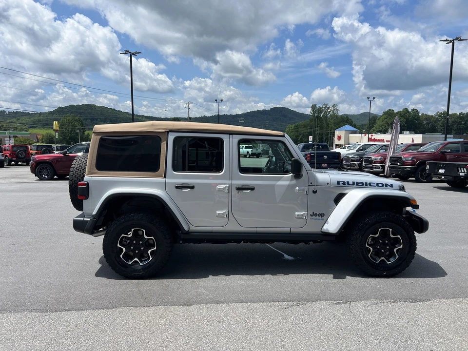 2022 Jeep JL Wrangler - Image 4 of 12