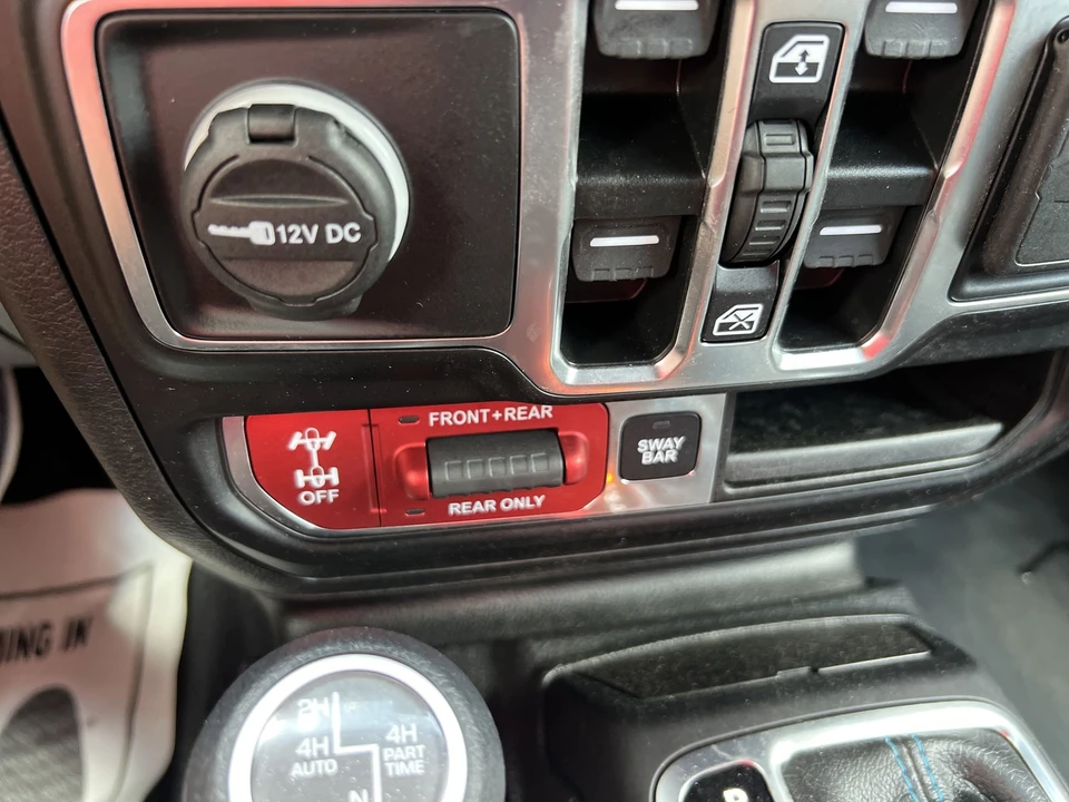 2022 Jeep JL Wrangler - Image 19 of 21