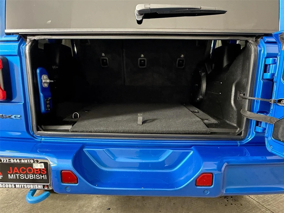 2022 Jeep JL Wrangler - Image 17 of 21
