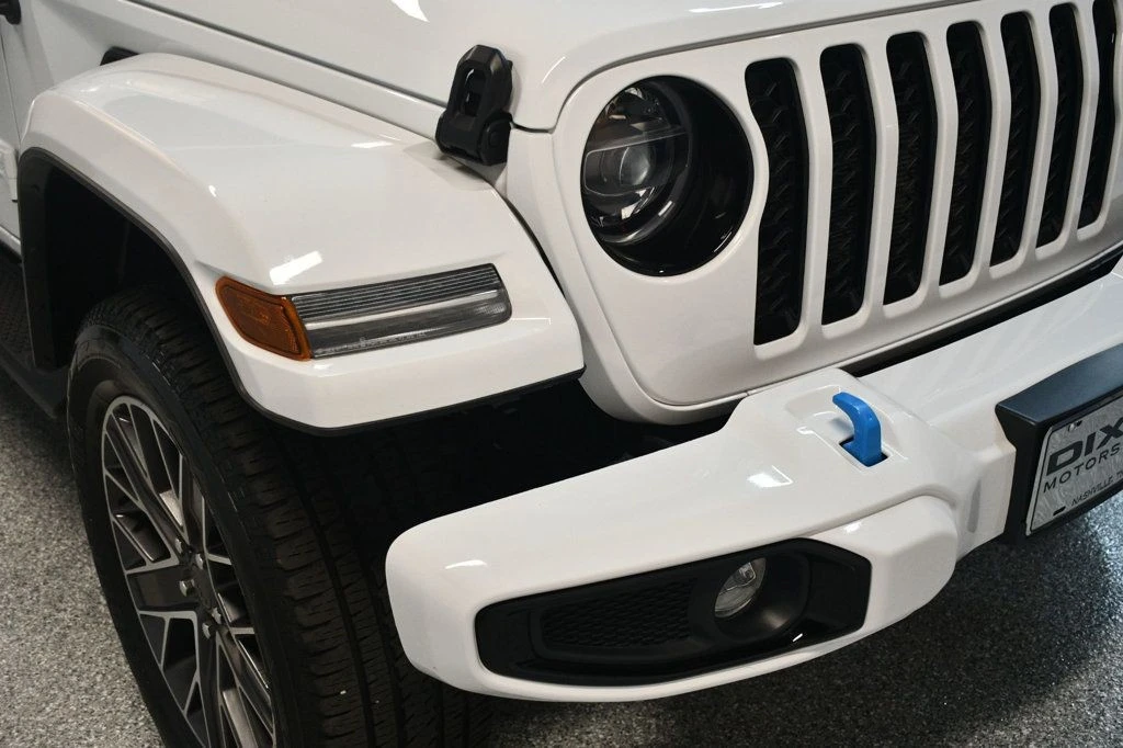 2022 Jeep JL Wrangler - Image 9 of 12