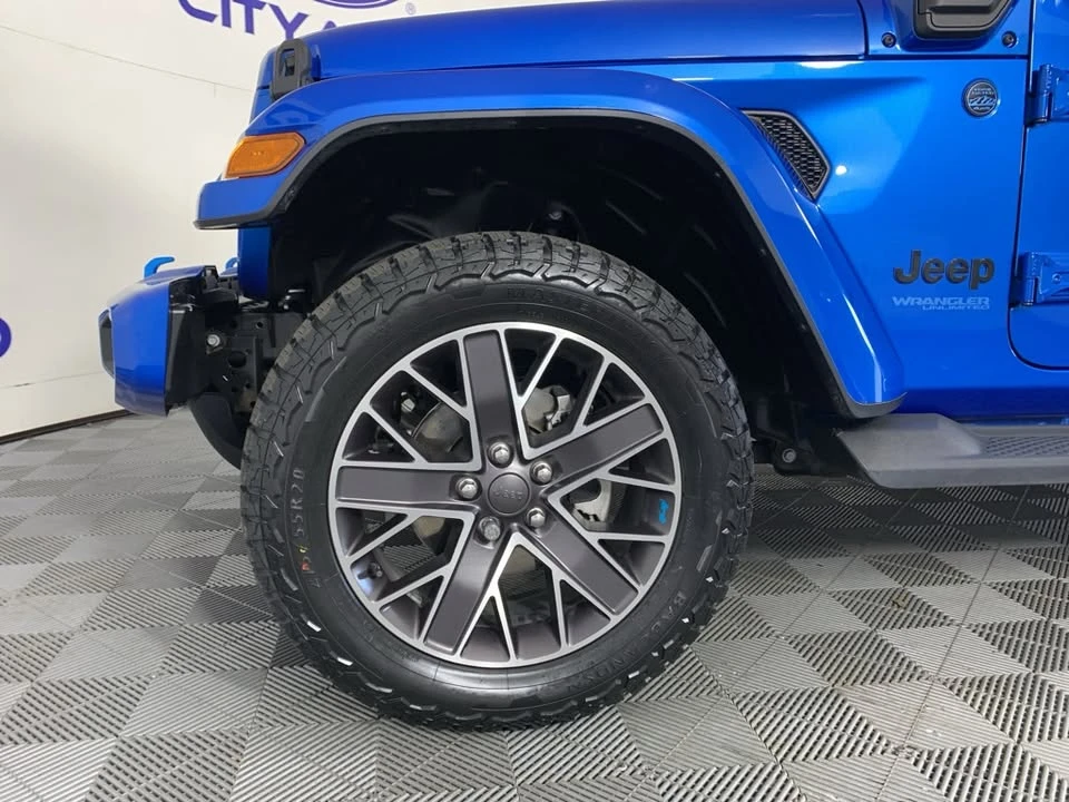 2022 Jeep JL Wrangler - Image 11 of 20