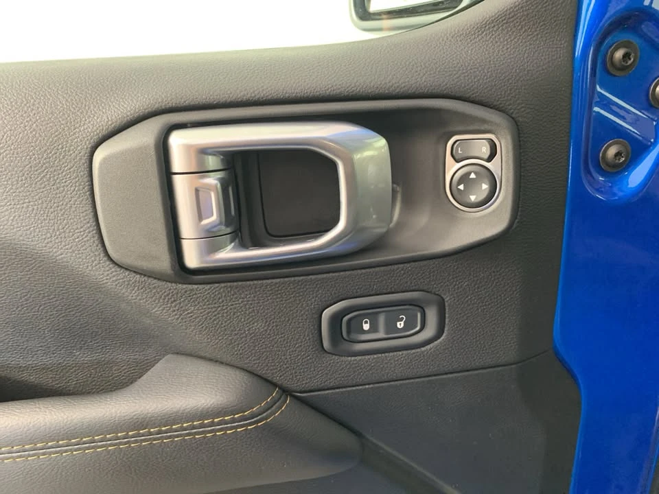 2022 Jeep JL Wrangler - Image 14 of 20