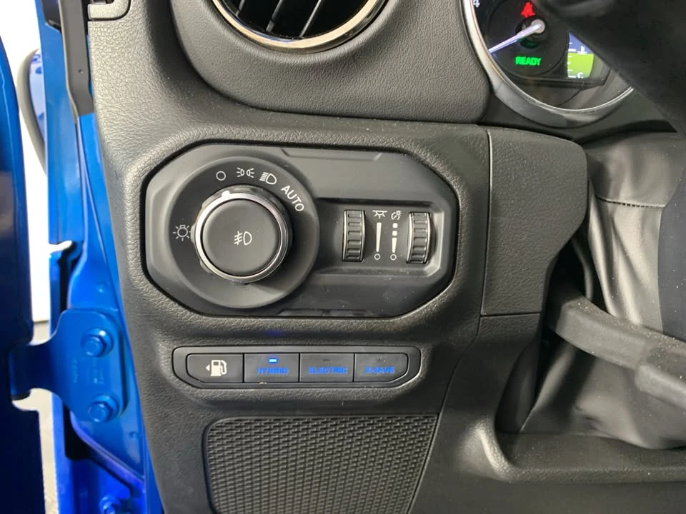 2022 Jeep JL Wrangler - Image 16 of 20