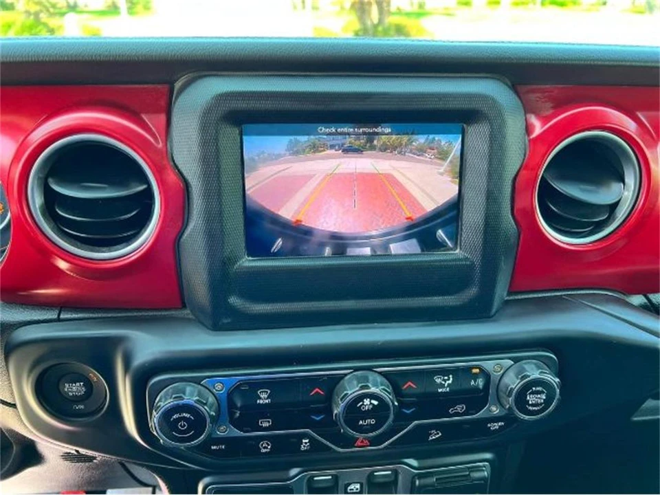 2022 Jeep JL Wrangler - Image 3 of 17