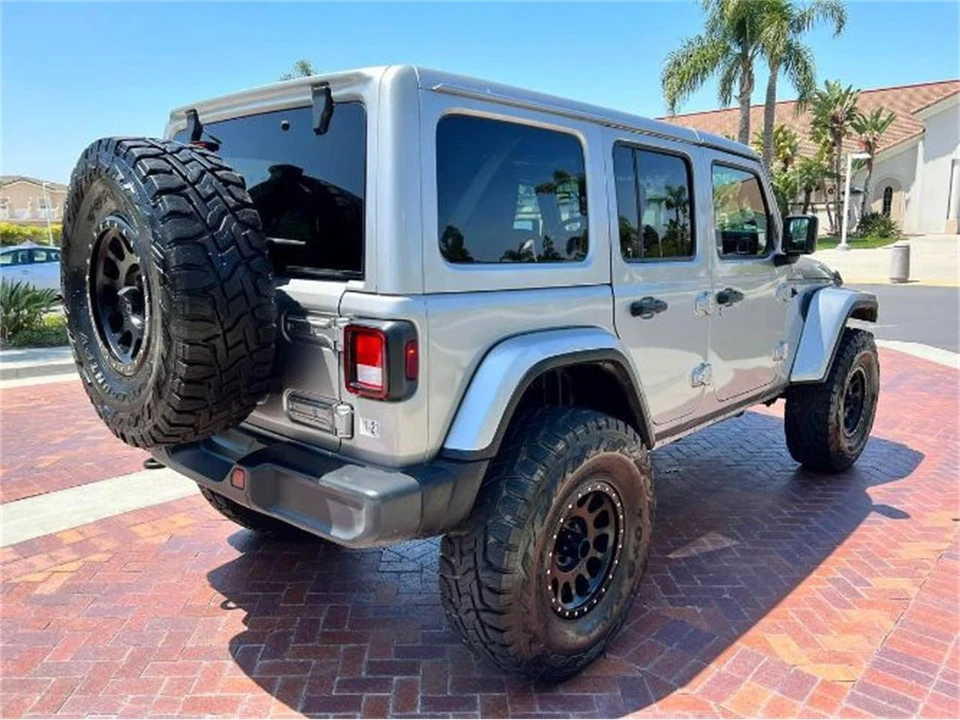 2022 Jeep JL Wrangler - Image 14 of 17