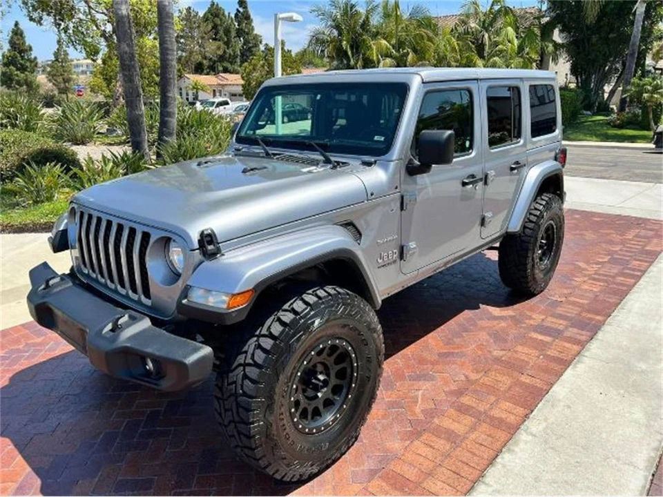 2022 Jeep JL Wrangler - Image 15 of 17