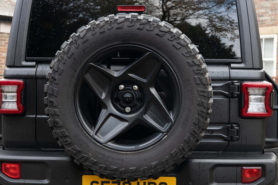 2002 Jeep JL Wrangler - Image 26 of 31