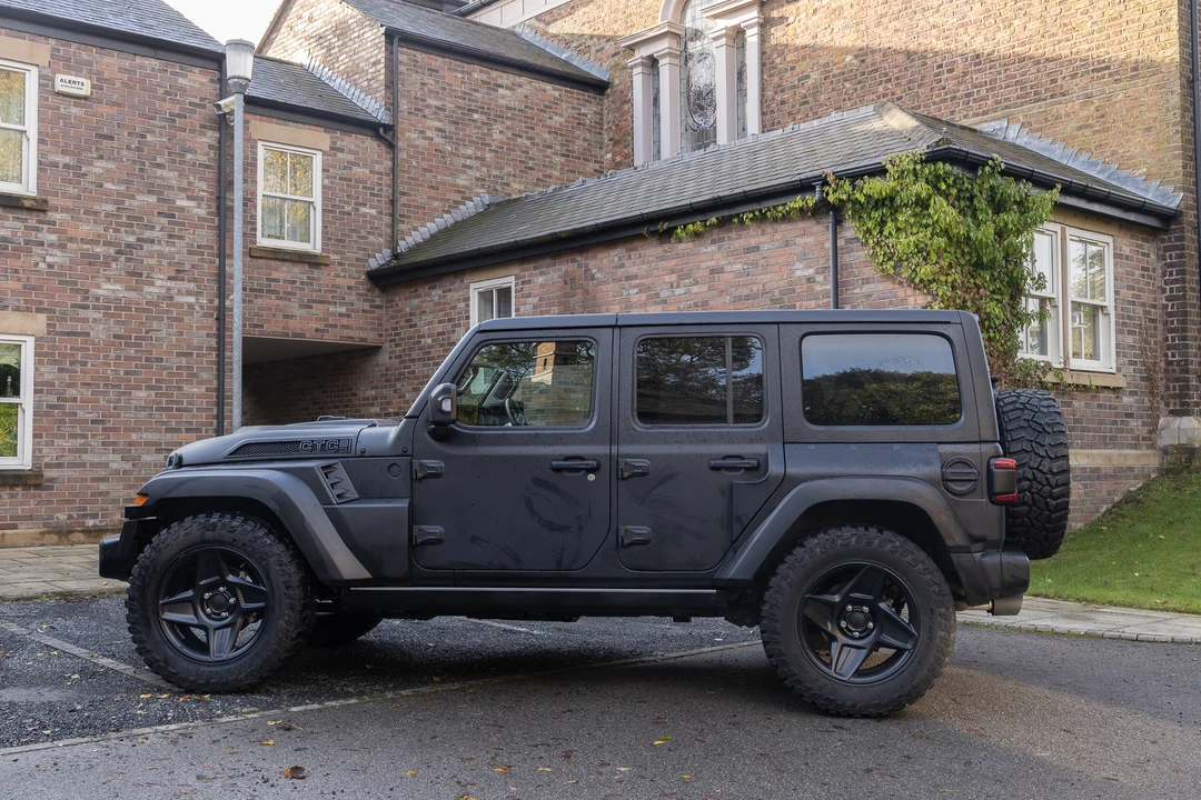 2002 Jeep JL Wrangler - Image 9 of 31