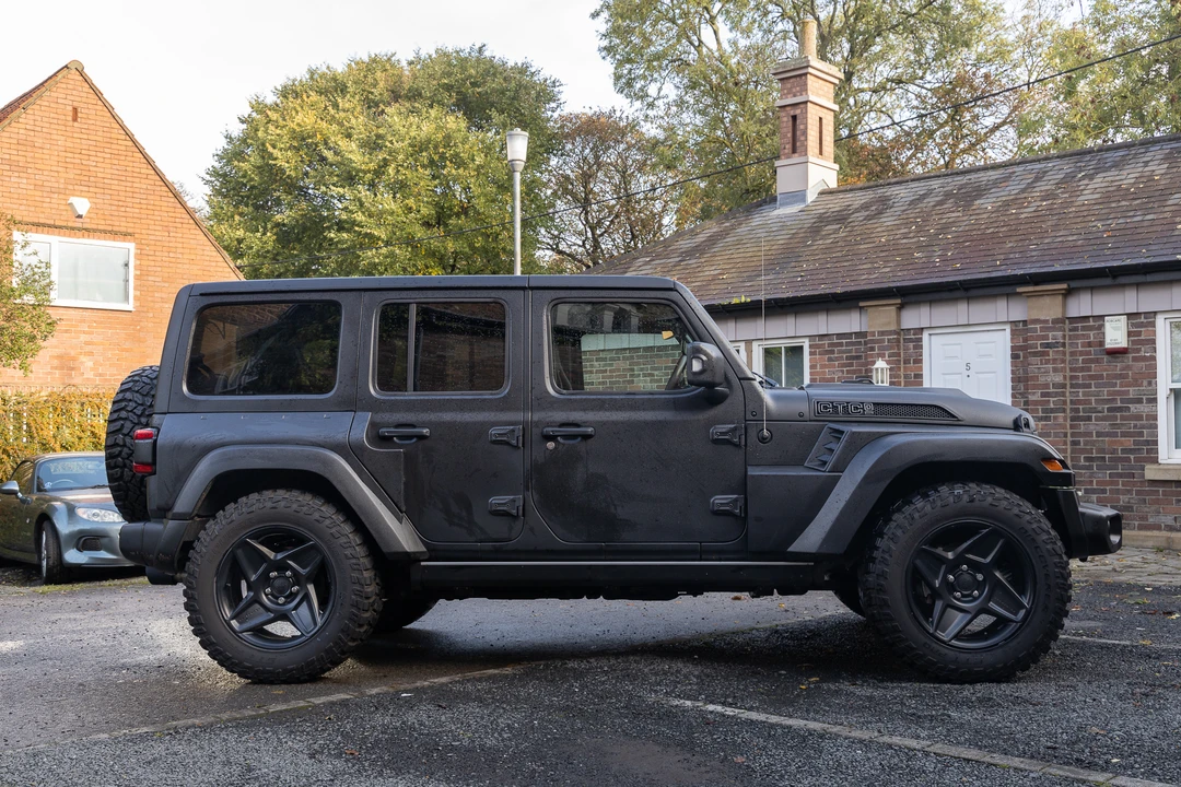 2002 Jeep JL Wrangler - Image 5 of 31
