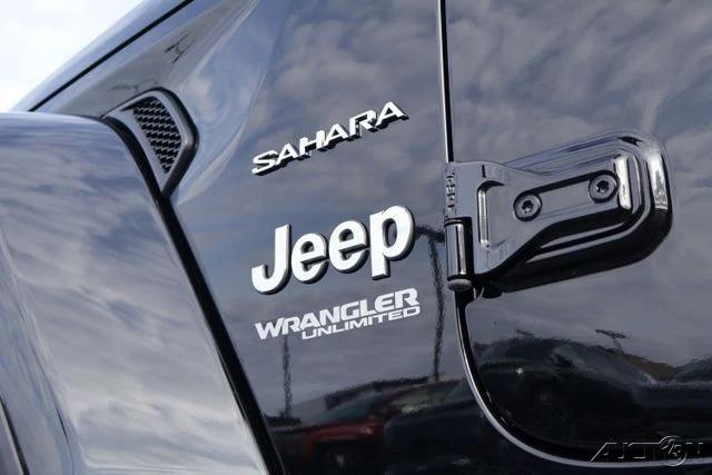 2022 Jeep JL Wrangler - Image 14 of 24