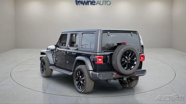 2022 Jeep JL Wrangler - Image 3 of 24
