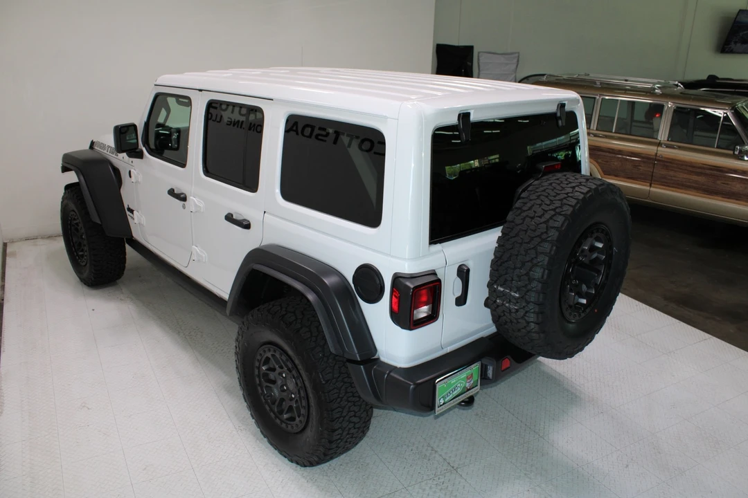 2022 Jeep JL Wrangler - Image 29 of 31