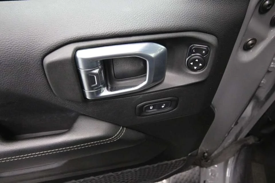2022 Jeep JL Wrangler - Image 11 of 15