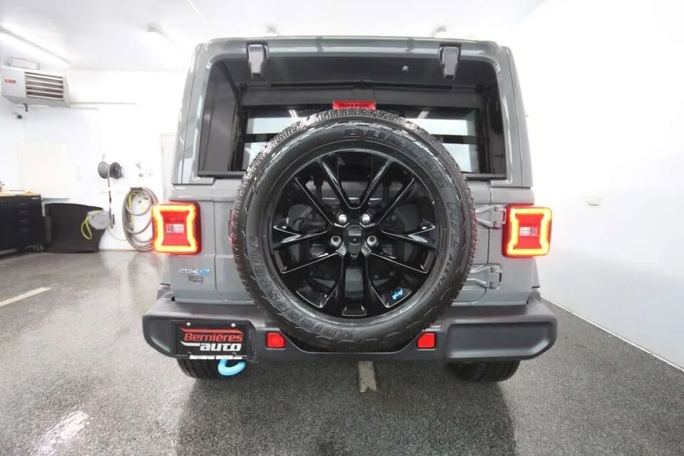 2022 Jeep JL Wrangler - Image 9 of 15