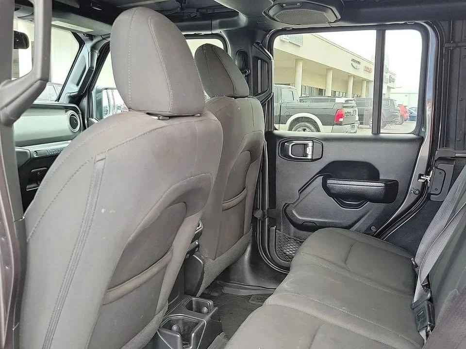 2022 Jeep JL Wrangler - Image 9 of 20