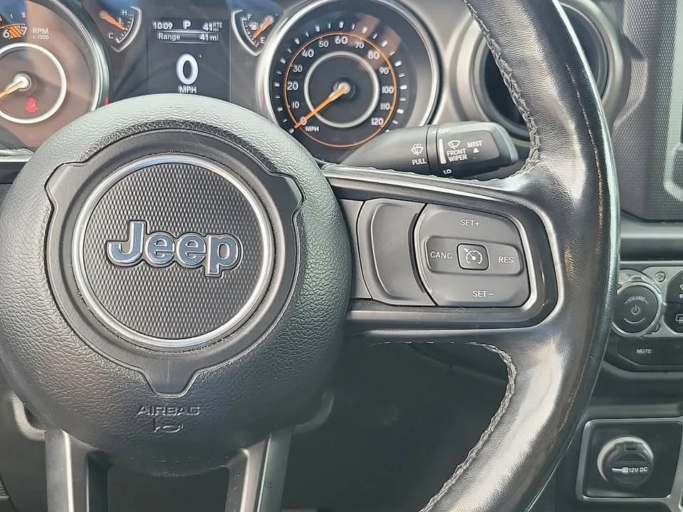 2022 Jeep JL Wrangler - Image 19 of 20