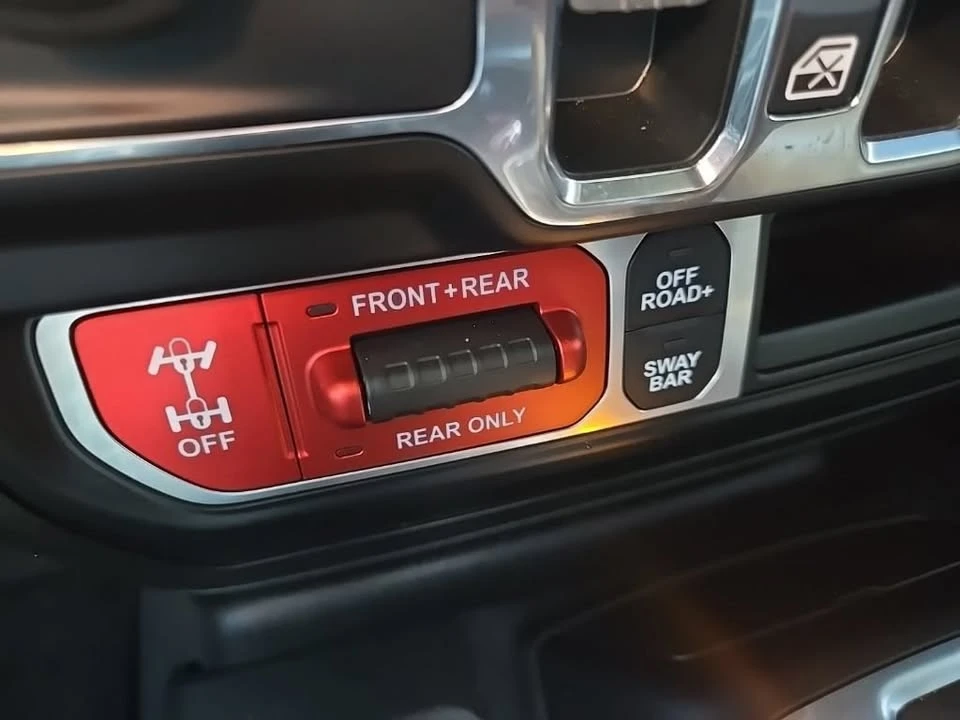 2022 Jeep JL Wrangler - Image 14 of 20