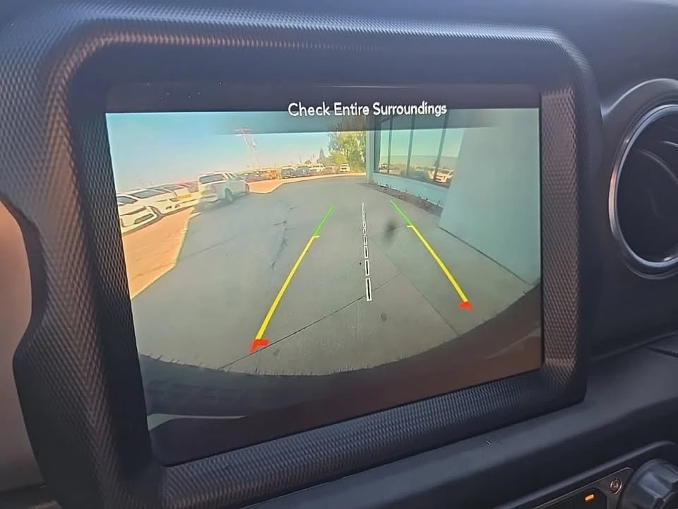 2022 Jeep JL Wrangler - Image 9 of 20