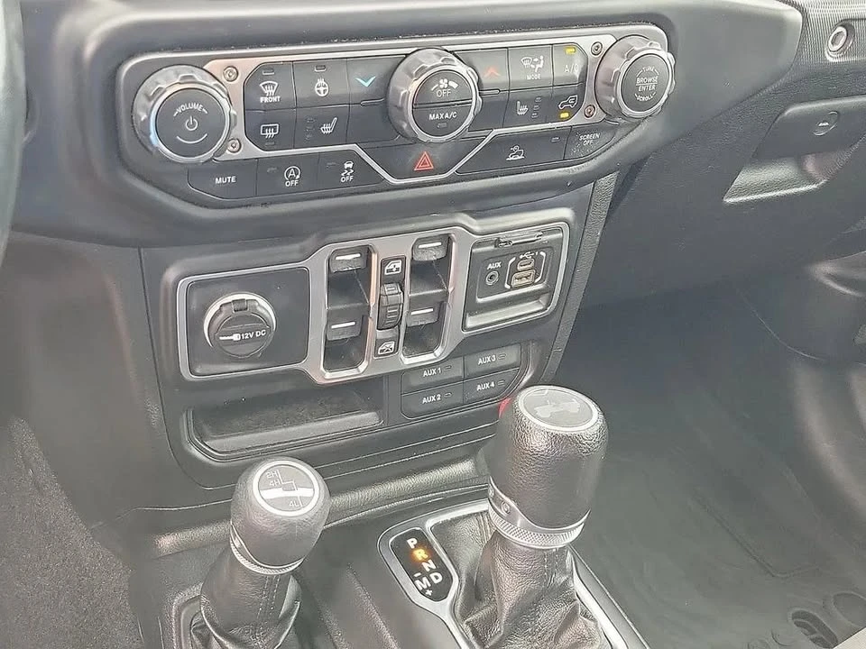2022 Jeep JL Wrangler - Image 16 of 20