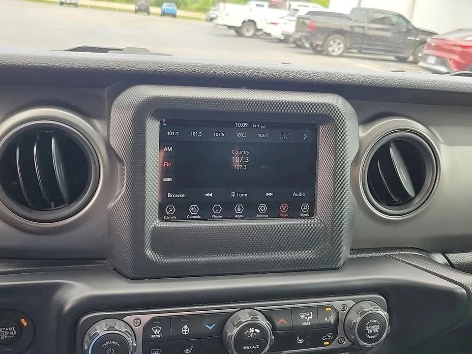 2022 Jeep JL Wrangler - Image 14 of 20