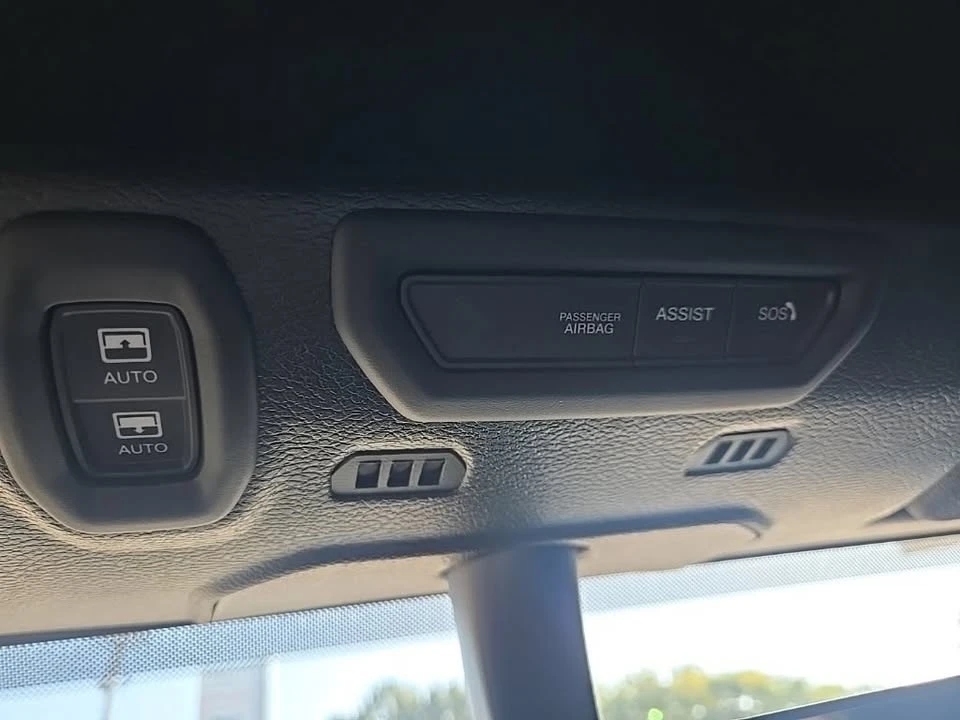 2022 Jeep JL Wrangler - Image 17 of 20