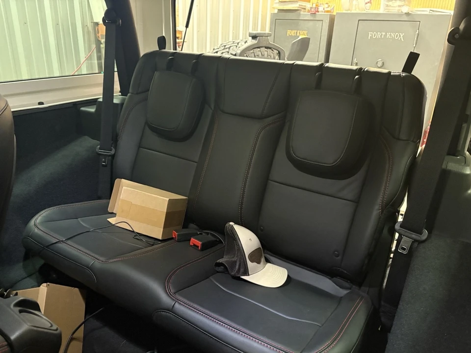 2022 Jeep JL Wrangler - Image 16 of 21
