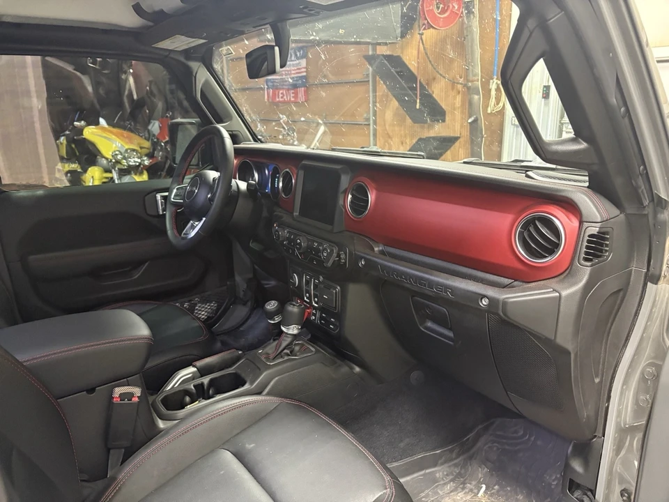 2022 Jeep JL Wrangler - Image 19 of 21