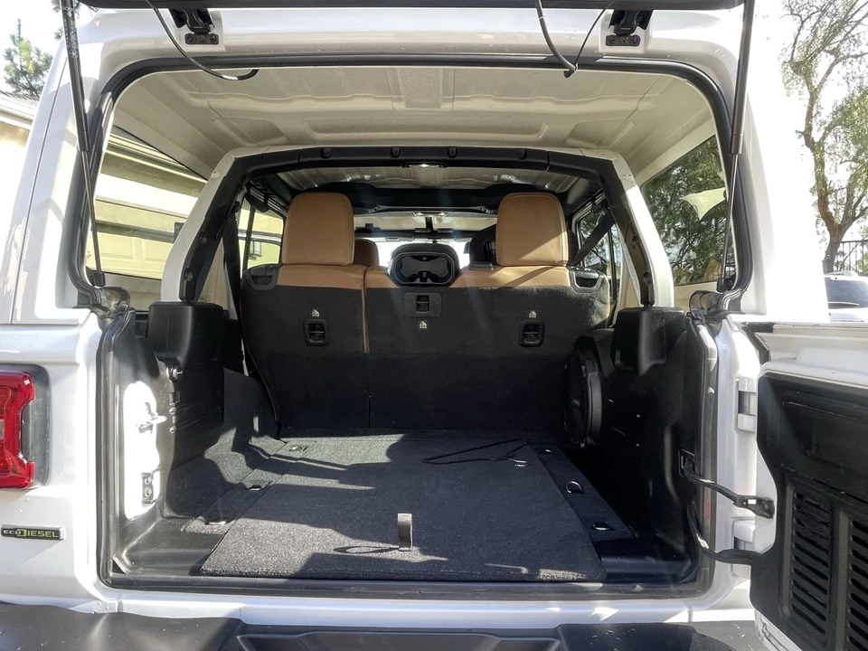 2022 Jeep JL Wrangler - Image 15 of 15