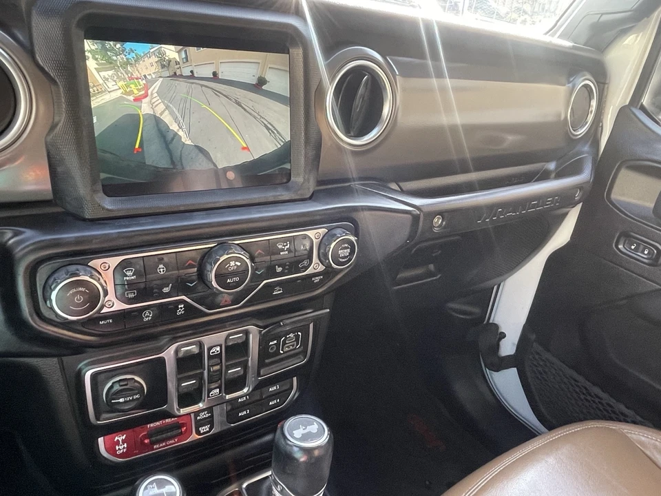 2022 Jeep JL Wrangler - Image 11 of 15