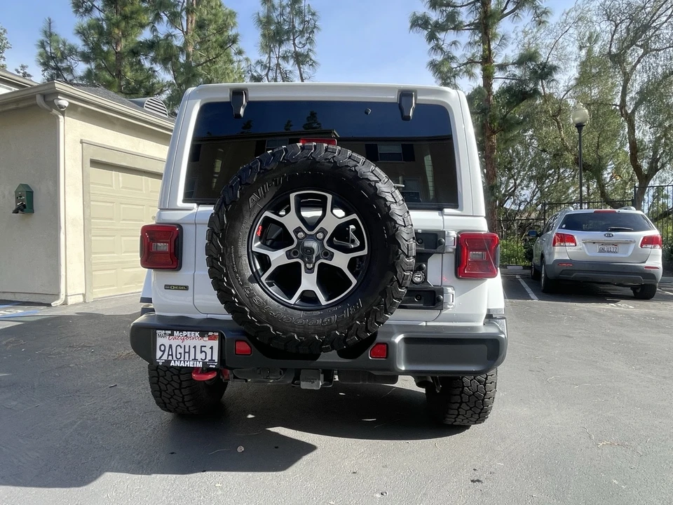 2022 Jeep JL Wrangler - Image 6 of 15