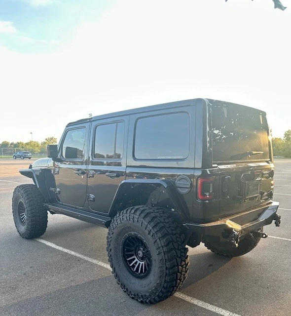 2022 Jeep JL Wrangler - Image 8 of 21