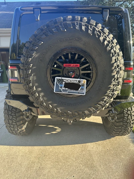 2022 Jeep JL Wrangler - Image 16 of 21
