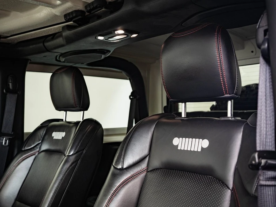 2022 Jeep JL Wrangler - Image 20 of 21