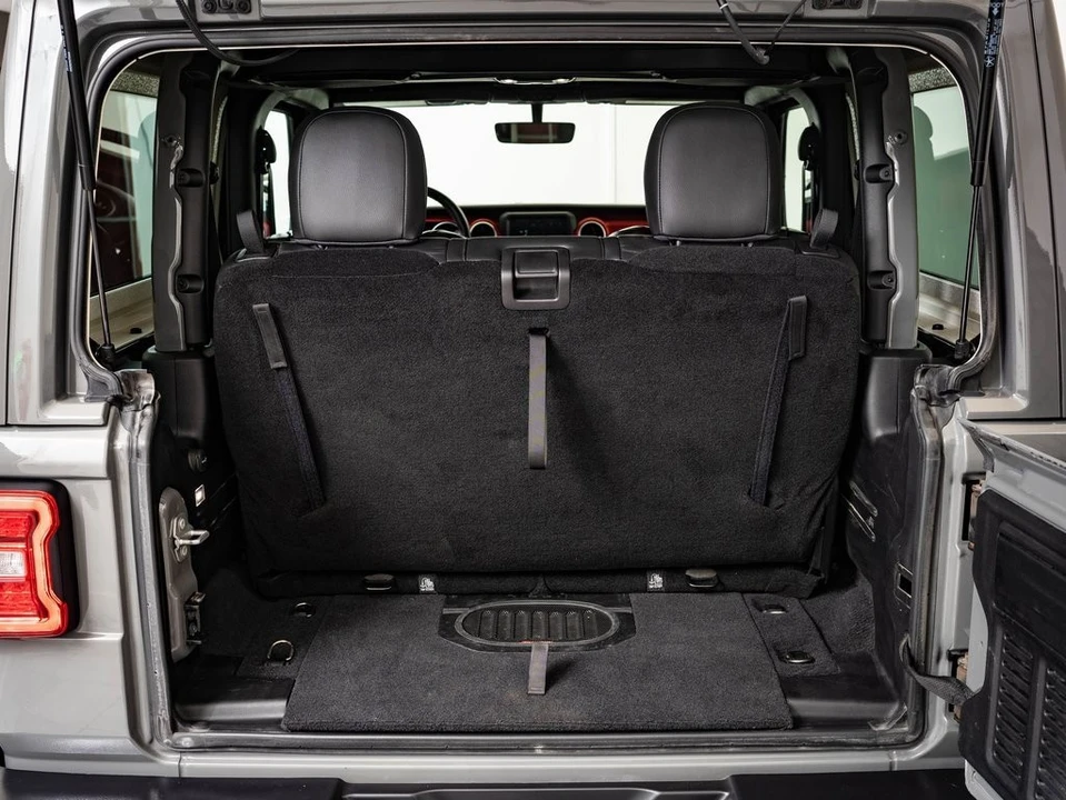 2022 Jeep JL Wrangler - Image 17 of 21