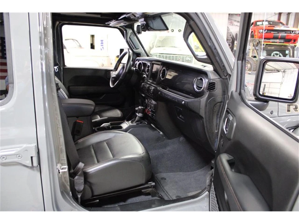 2022 Jeep JL Wrangler Rubicon 392 - Image 23 of 31