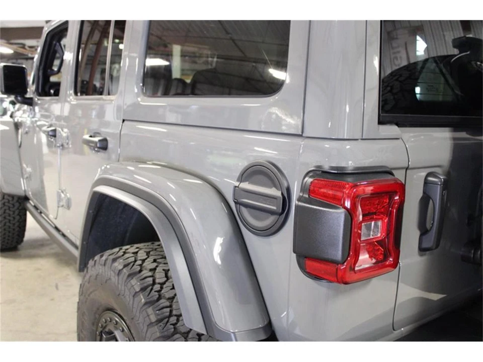2022 Jeep JL Wrangler Rubicon 392 - Image 11 of 31