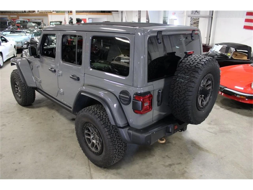 2022 Jeep JL Wrangler Rubicon 392 - Image 17 of 31