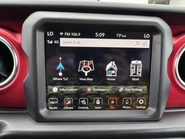 2022 Jeep JL Wrangler - Image 20 of 21