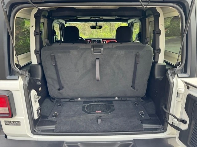2022 Jeep JL Wrangler - Image 13 of 21