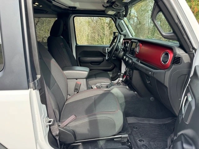 2022 Jeep JL Wrangler - Image 16 of 21