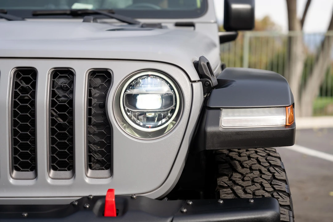 2022 Jeep JL Wrangler - Image 11 of 31