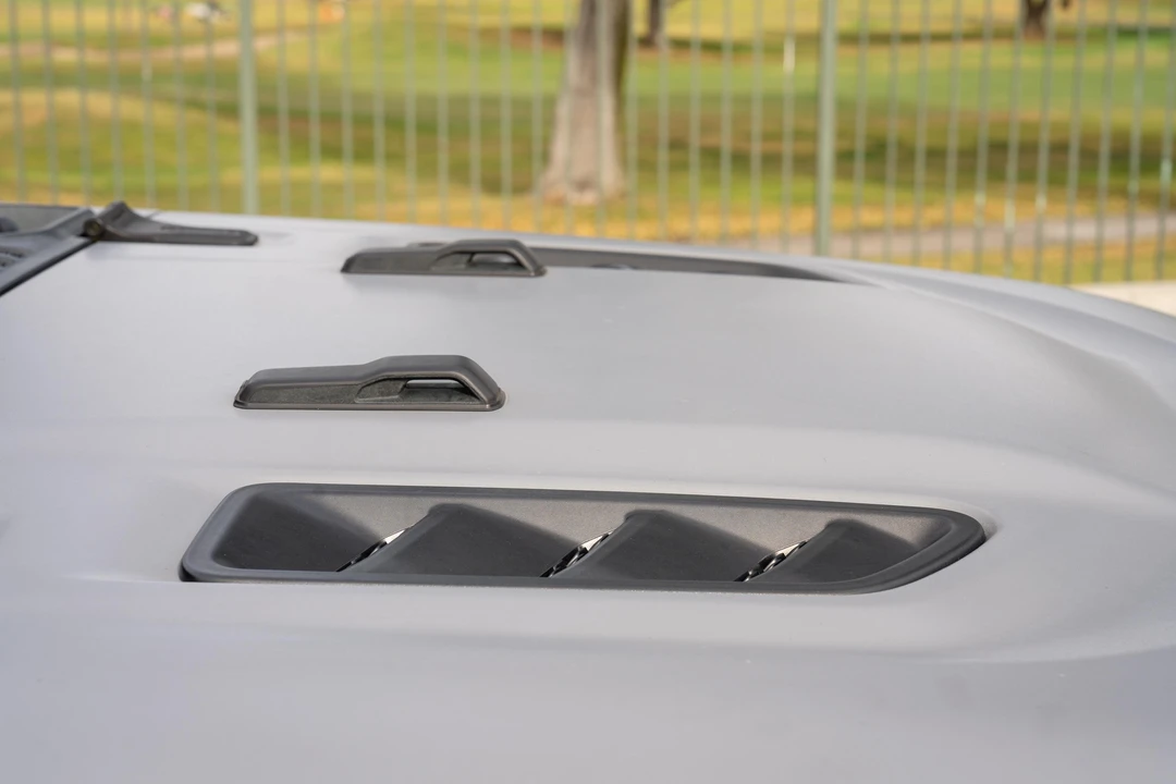 2022 Jeep JL Wrangler - Image 18 of 31
