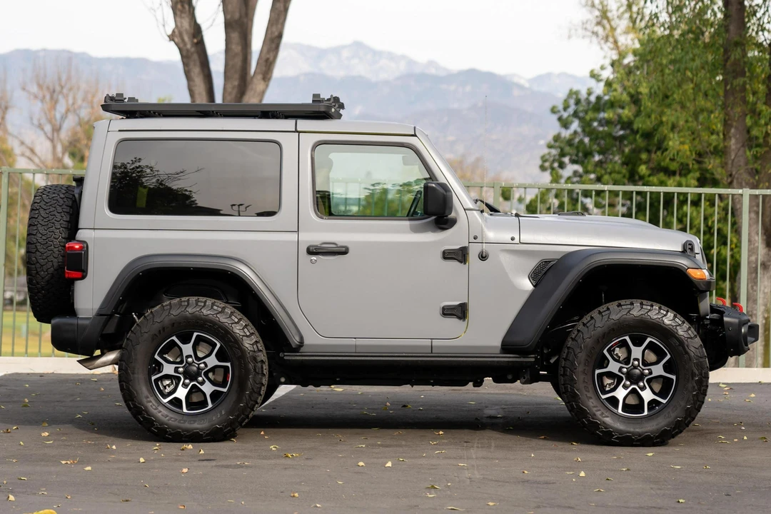 2022 Jeep JL Wrangler - Image 3 of 31