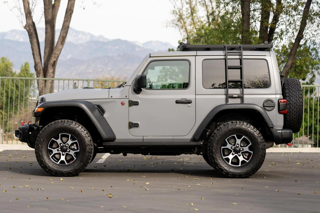 2022 Jeep JL Wrangler - Image 7 of 31