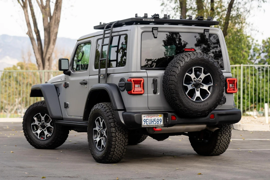 2022 Jeep JL Wrangler - Image 8 of 31