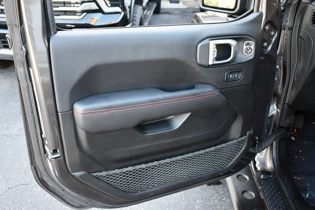 2022 Jeep JL Wrangler - Image 11 of 12