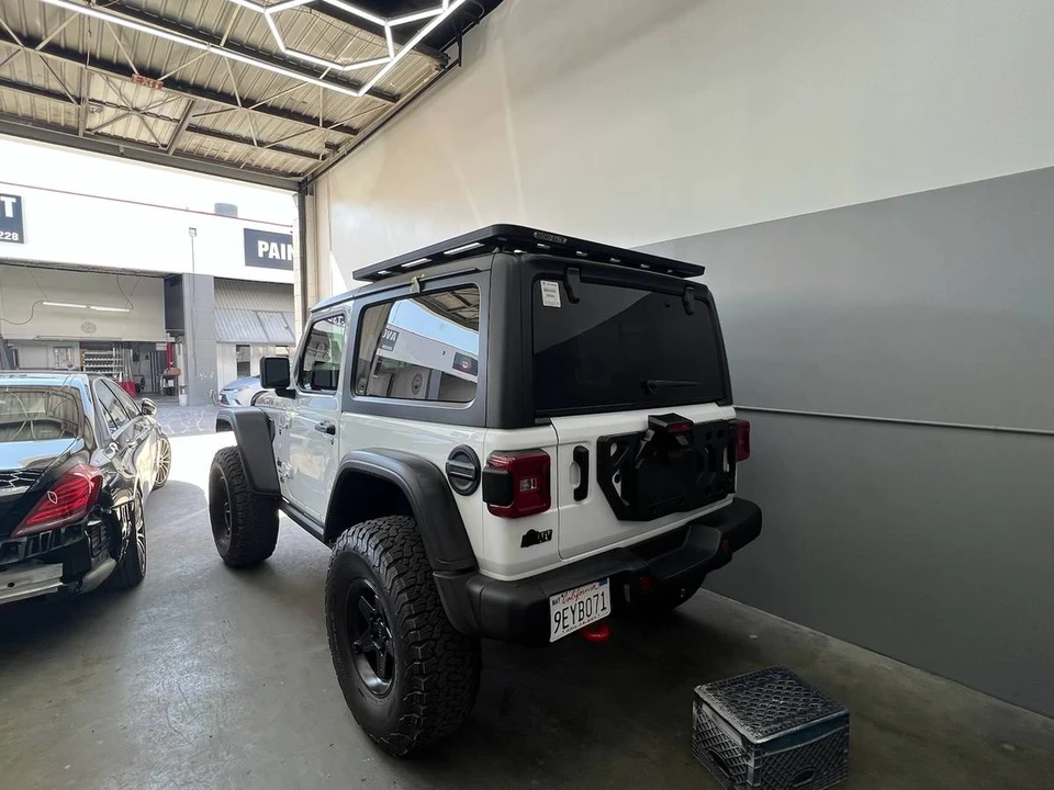 2022 Jeep JL Wrangler - Image 14 of 23