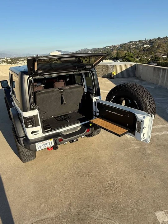 2022 Jeep JL Wrangler - Image 17 of 23