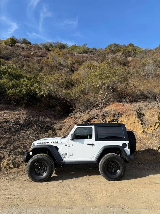 2022 Jeep JL Wrangler - Image 10 of 23